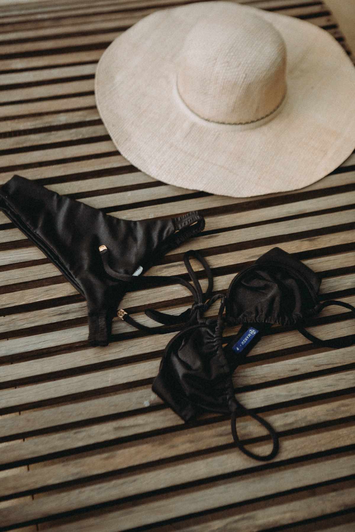 BOTTOM SAINT TROPEZ